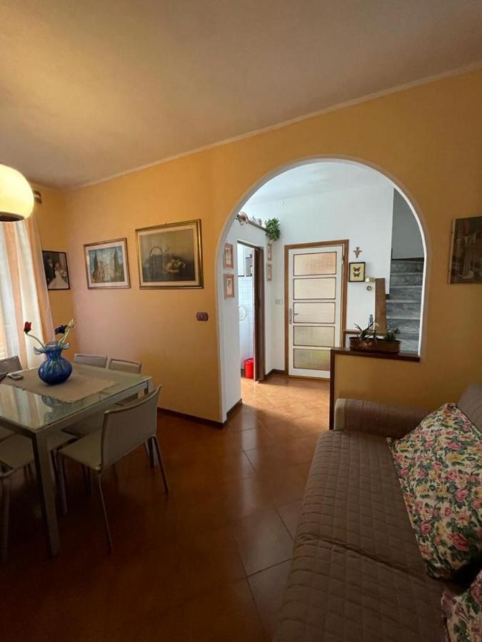 La Casa Di Franco Villa Ruosina ภายนอก รูปภาพ